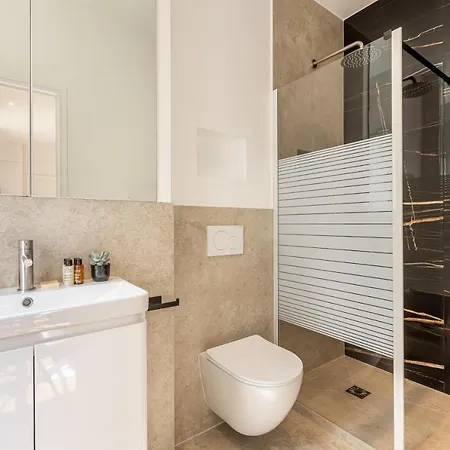 Sweett - Pavillon Madeleine Apartamento *