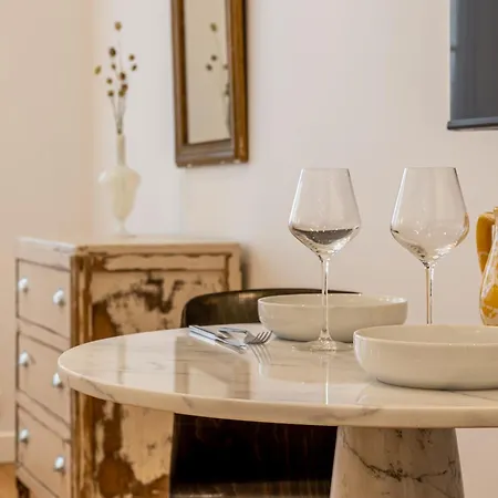 Sweett - Pavillon Madeleine Appartement *